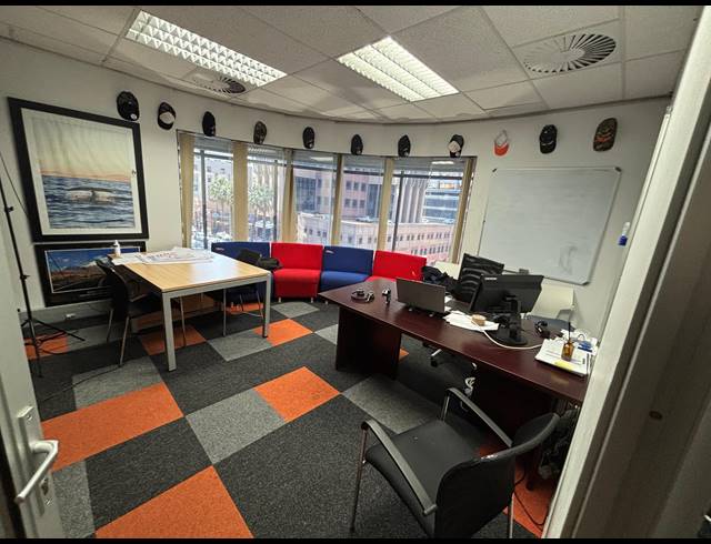 1,468M² OFFICE TO LET IN CAPE TOWN CITY CENTRE